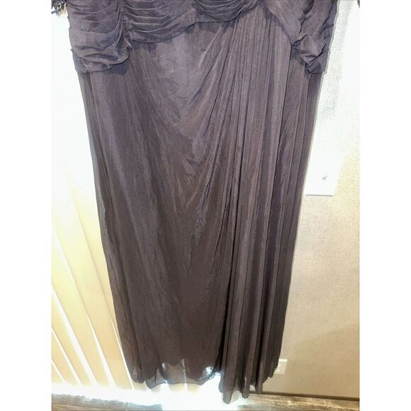 New LA FEMME Ruched Twist Column Gown In Gunmetal Size 16 Retail $438. 14 - Picture 5 of 16